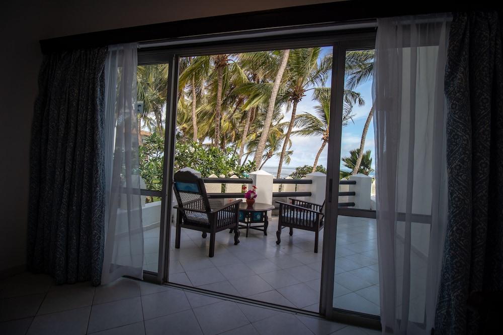 Bamburi Beach Hotel ภายนอก รูปภาพ